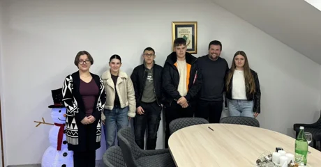 Potpisani novi ugovori o stipendiranju srednjoškolaca i studenata