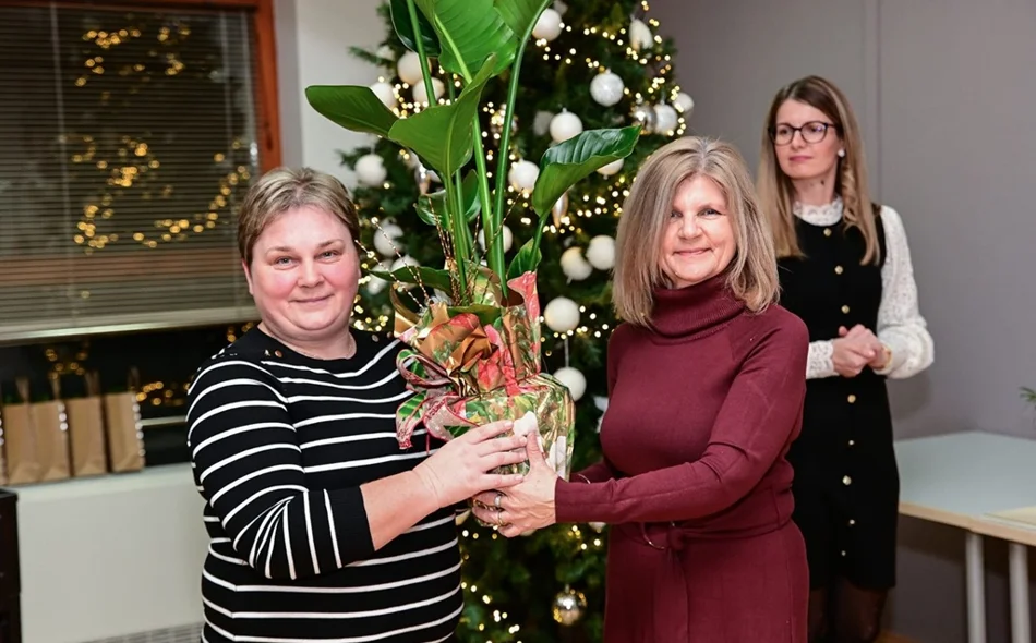 Nagrađeni u akciji &bdquo;Cvijet za ljepši grad&rdquo; dobili svoje nagrade i priznanja