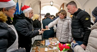 Treća adventska subota u atriju Županijske palače okupila mnoštvo posjetitelja