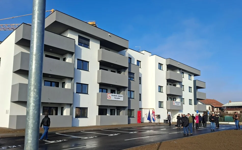 FOTO/AUDIO Uručeni ključevi prvim stanovnicima novog varaždinskog naselja