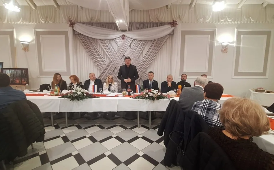 Marković i Lukačić na krsnoj slavi Svetog Nikole