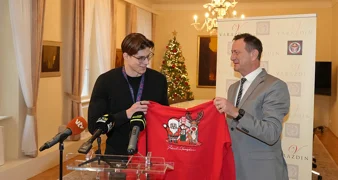 AUDIO Prijam za brončanog plivača Luku Cvetka