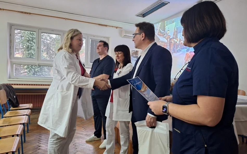 Opća bolnica Varaždin nagradila djelatnike za stručna i akademska postignuća