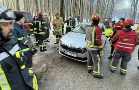 FOTO Vatrogasci, policija HGSS, članovi obitelji i brojni mještani u teškim uvjetima tražili nestalu osobu