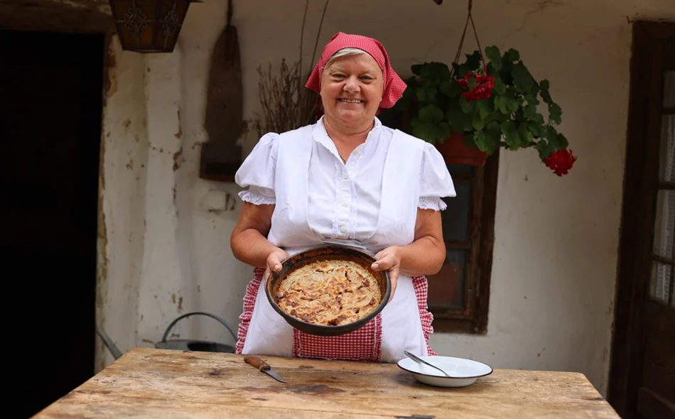 VIDEO Babica Marica otkriva nam tajnu pokrpanog dedeka s domaćim tikvama, ali i slatke hajdine zljevke s pekmezom od šljiva