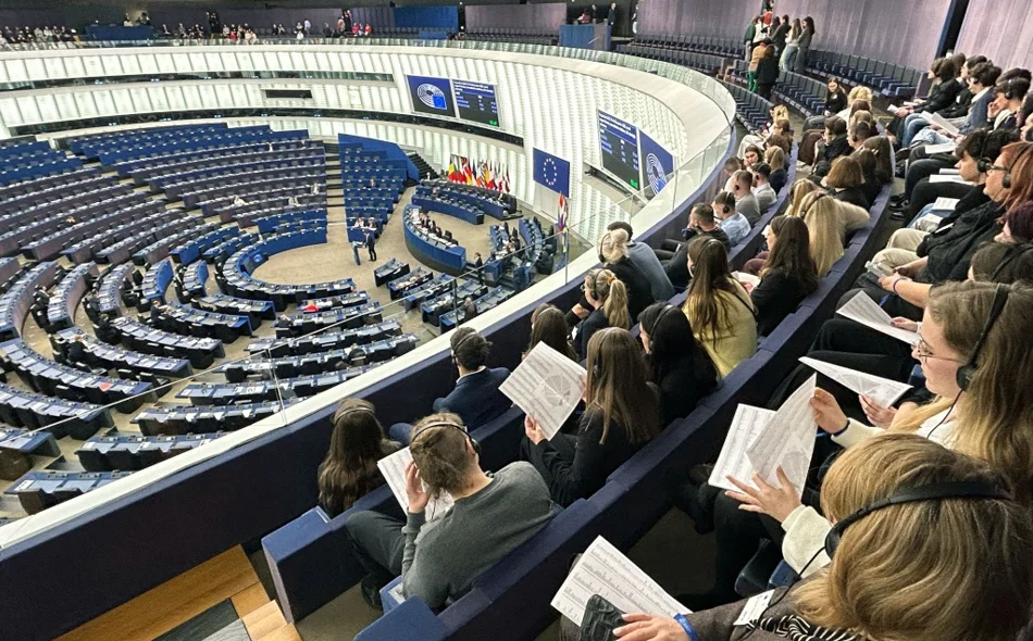 Kraj godine u Strasbourgu: Učenici iz Varaždina u posjetu Europskom parlamentu
