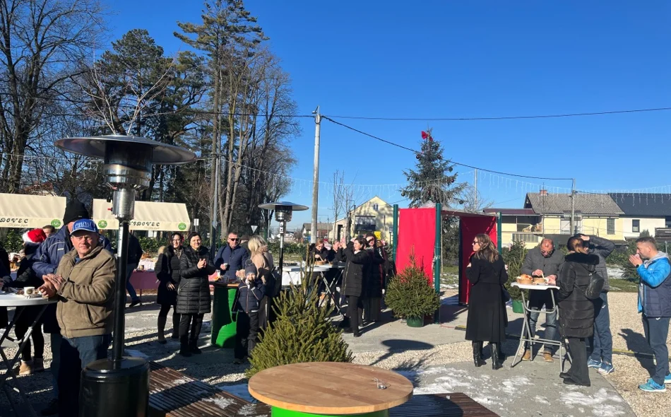 Mještani Vidovca u podne nazdravili 2026. godini