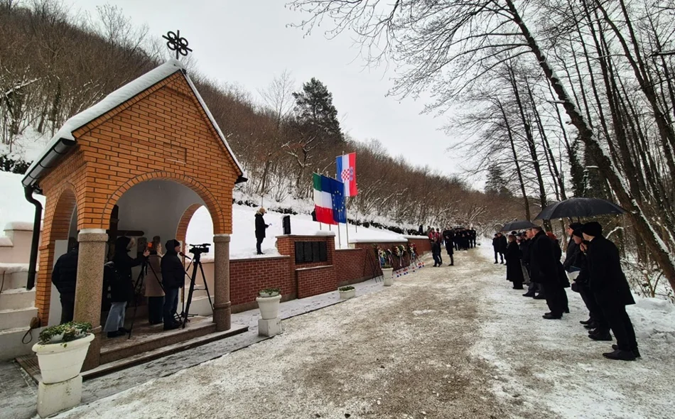 FOTO &bdquo;Čuvanjem sjećanja odajemo počast žrtvama, ali i svjedočimo putu Hrvatske&rdquo;