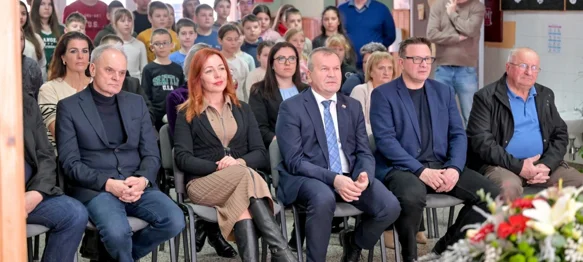 Učenici Područne škole Cvetlin dobivaju školsku sportsku dvoranu