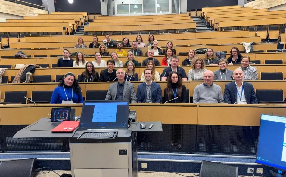 Nastavnice SŠ Ivanec usavršavale se na CERN-u s najboljim svjetskim fizičarima