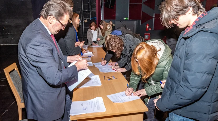 Potpisani ugovori: Grad Novi Marof osigurao 90.000 eura za studentske stipendije