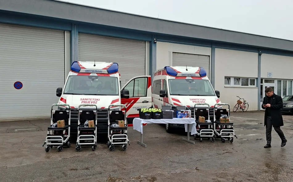 Zavodu za hitnu medicinu uručena nova vozila i čitav niz suvremene medicinske opreme