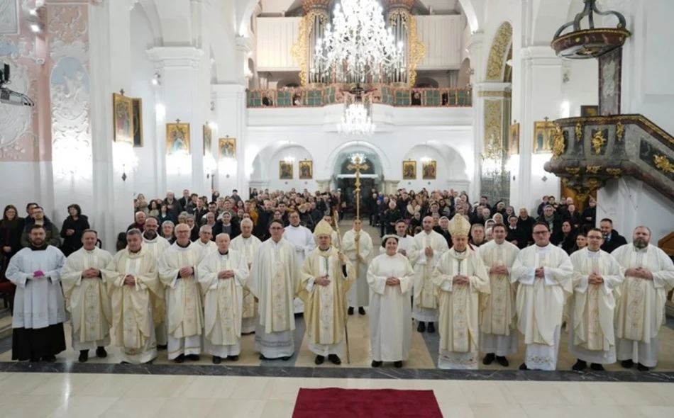 Održan obred posvećenja djevica: Obećale živjeti u djevičanstvu cijeli život
