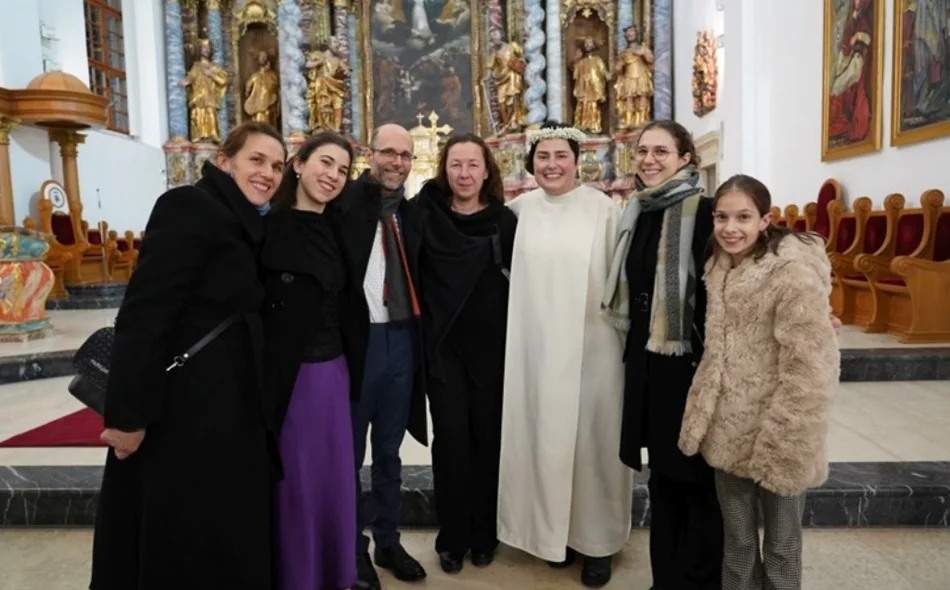 Održan obred posvećenja djevica: Obećale živjeti u djevičanstvu cijeli život