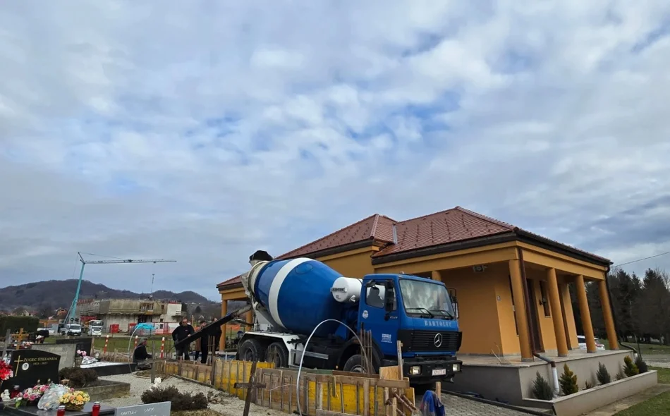 Nastavljaju se radovi na dogradnji i zamjeni krovište na mrtvačnici