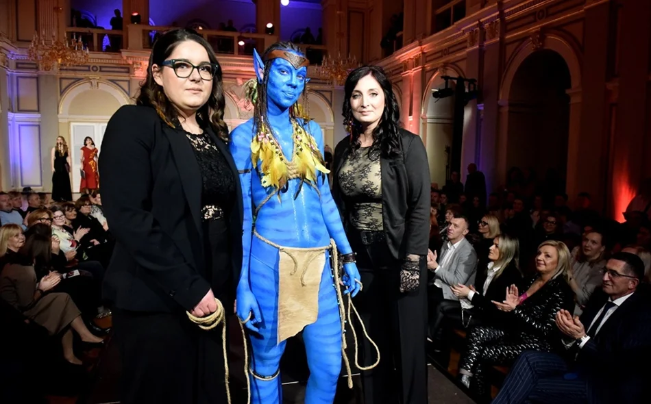 FOTO Znanje, kreativnost i suradnja mladih i obrtnika na velikoj reviji u varaždinskom HNK