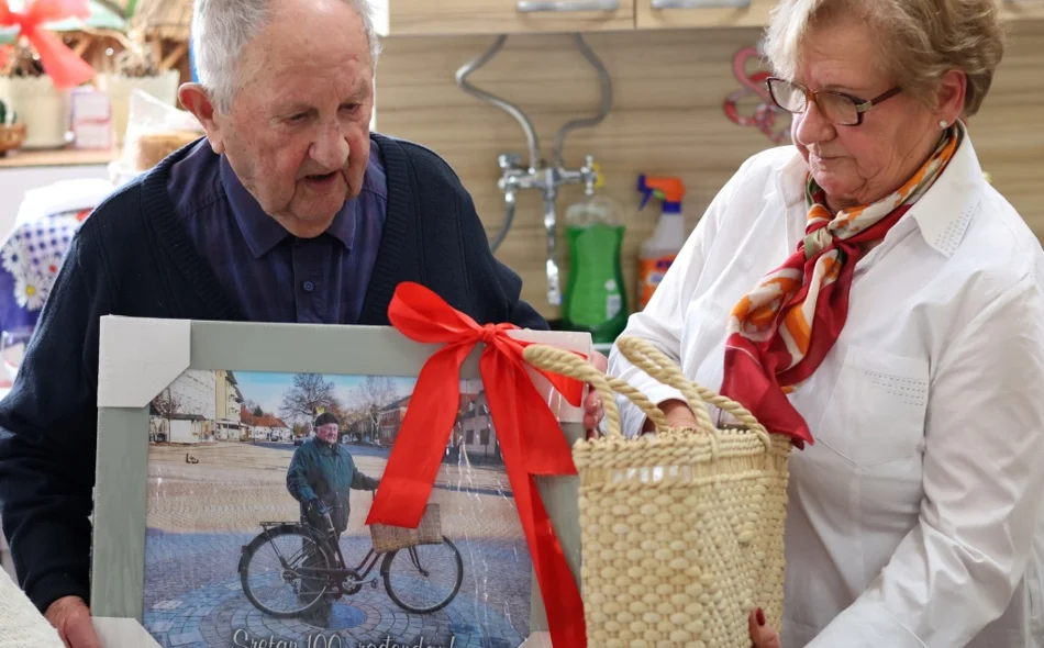 Ludbreški umirovljenici napravili feštu Gabreku za 100. rođendan!