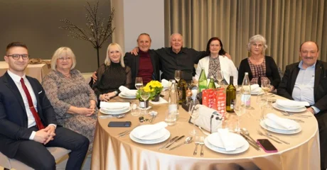 Uz pjesmu, ples i jaglace umirovljenici proslavili Dan žena