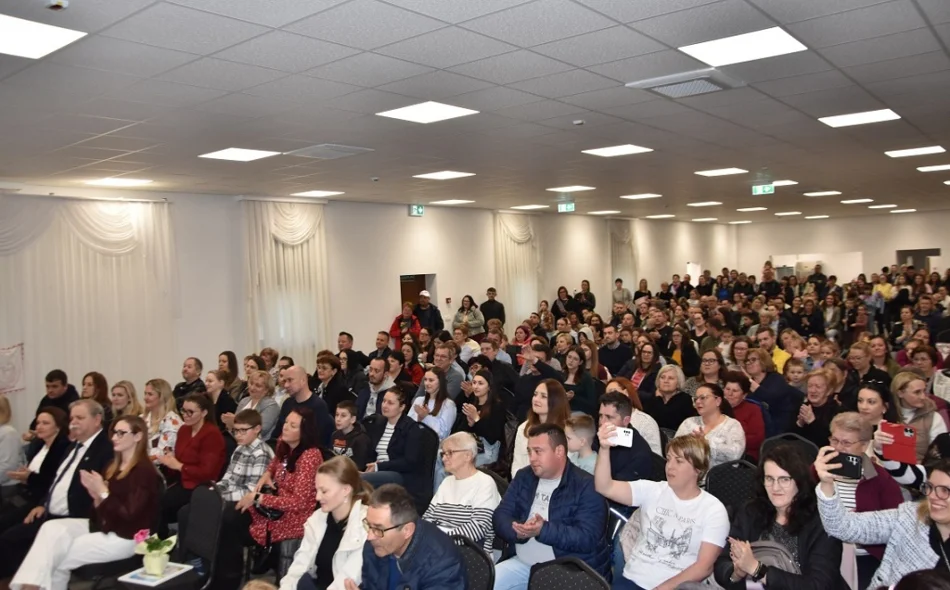 FOTO Jedna od najpoznatijih cestičkih manifestacija ispunila društveni dom do posljednjeg mjesta