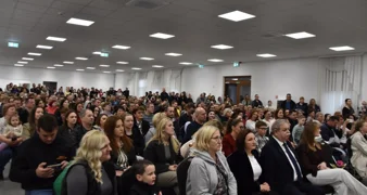 FOTO Jedna od najpoznatijih cestičkih manifestacija ispunila društveni dom do posljednjeg mjesta