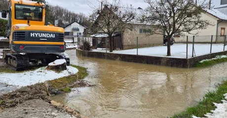 Stiže novo pogoršanje! Upaljeni alarmi, letjet će stabla i krhotine