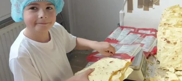 Vrijedni školarci učili kako se spremaju tradicionalni Mlinci iz centra svijeta