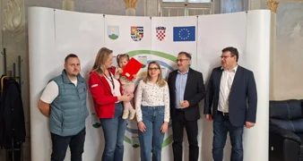 Korak bliže ozdravljenju: Malenoj Anđelini osiguran put u bolnicu u Bostonu