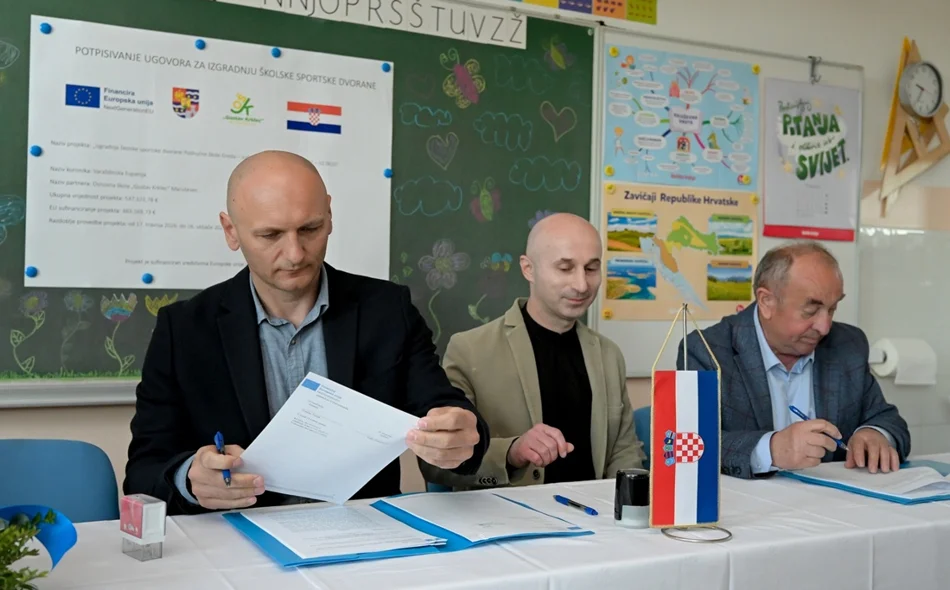 Potpisani ugovori za izgradnju sportskih dvorana u područnim školama Greda-Jurketinec i Druškovec
