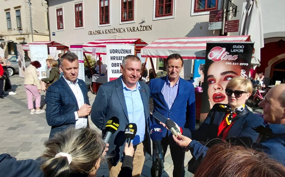 FOTO/AUDIO Gradsko središte nakratko je postalo najveći izlog maštovitih rukotvorina
