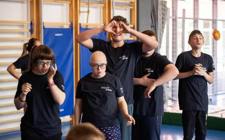 Djeca kroz sport, radionice i druženje upoznala parasportske discipline, u programu sudjelovali i roditelji te volonteri