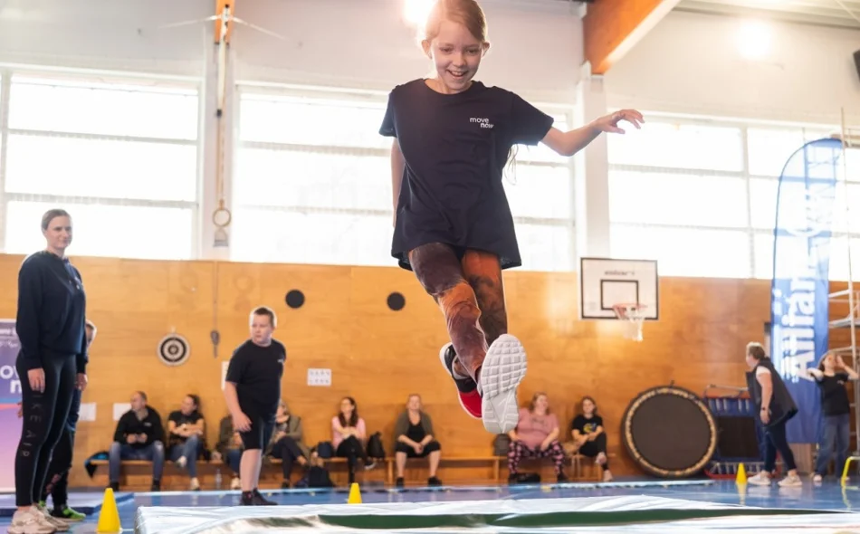 Djeca kroz sport, radionice i druženje upoznala parasportske discipline, u programu sudjelovali i roditelji te volonteri