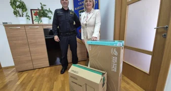Općina Trnovec Bartolovečki donirala računalo Postaji prometne policije Varaždin