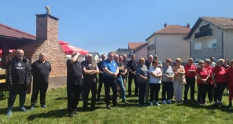 Uz starinske delicije koje su pripremile žene iz &bdquo;Trnovečkog srca&rdquo; održane sportske igre branitelja i umirovljenika