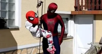 Nakon borbe s leukemijom dječaka Bornu iznenadila posjeta i poklon Spider-Mana