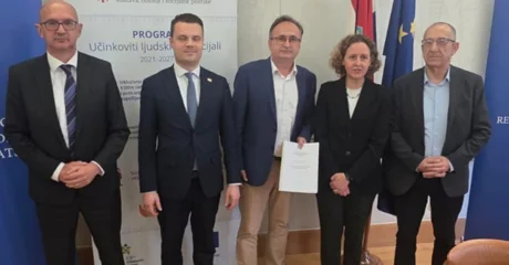 Za kupnju bibliokombija i provedbu aktivnosti dobili više od 350.000 eura