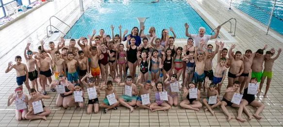 FOTO Nova generacija osnovnoškolaca iz Sračinca uspješno završila školu plivanja