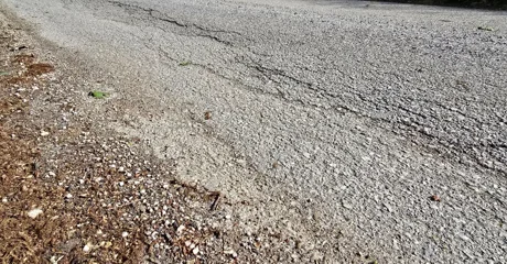 Ozljeđena zbog nepokrpane rupe na cesti tuži održavatelja