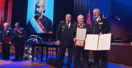 Ivanu Hrgaru (DVD Vinica) i Zdravku Jagecu (DVD Bartolovec) nagrada za životno djelo i doprinos hrvatskom vatrogastvu