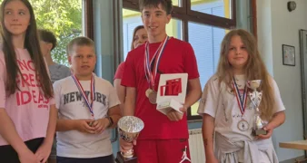 FOTO Petar Štivičić dobitnik prestižne nagrade Oskar znanja te državni prvak u natjecanju &bdquo;Sigurno u prometu&ldquo;