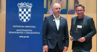 Općini Bednja uručen ugovor vrijedan 40 tisuća eura za uređenje i opremanje dječjeg igrališta