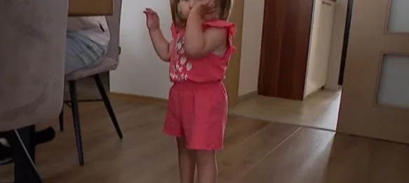 Mala Anđelina je prohodala, no bez presudne terapije progresija bolesti ugrozit će njezine prve korake