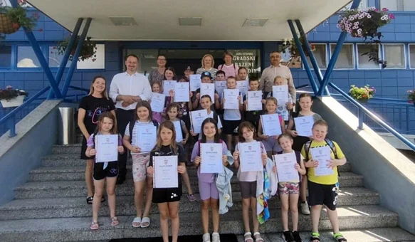 Grad Novi Marof osigurao besplatnu školu plivanja za učenike osnovnih škola