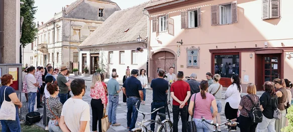 U Draškovićevoj ulici postavljena nova replika cimera licitara i medičara