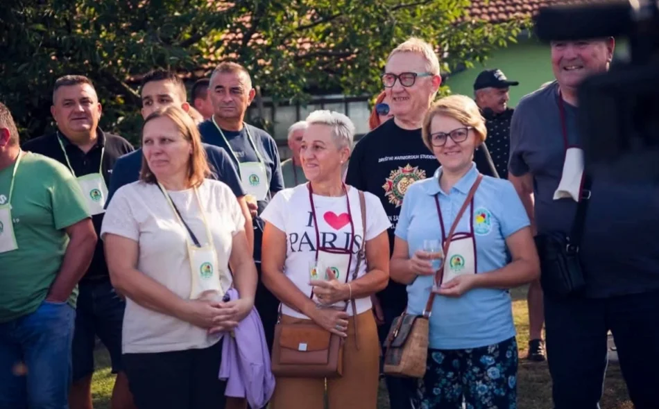 FOTO Uz vino, štrukle i pjesmu podignut 17. Klopotec u Varaždinskim Toplicama