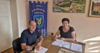 Potpisani ugovori vrijedni gotovo 80 tisuća eura za asfaltiranje cesta na području Varaždinskih Toplica