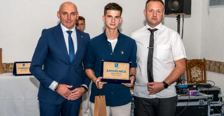 Mladi Šahist Adrian Petrus osvojio juniorski naslov do 17 godina