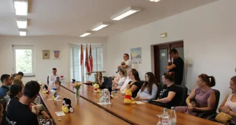 Veselo u Jalžabetu: Održan prijem za 11 beba i potpisano 10 ugovora za nekretnine i energetsku obnovu