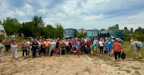 Grad Varaždin odveo 350 umirovljenika na kupanje u Mošćeničku Dragu