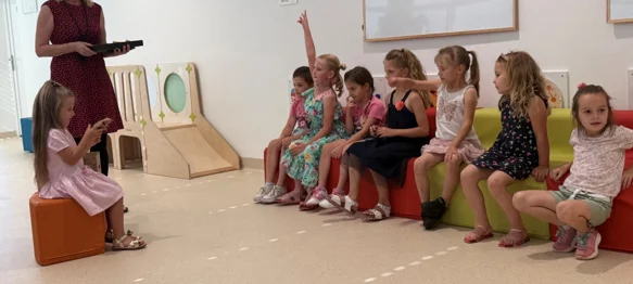 Mali talenti iz vrtića u Petrijancu zablistali na završnoj priredbi iz engleskog jezika