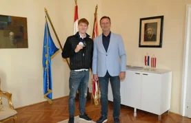 Gradonačelnik Bosilj primio zlatnog Matea Žugeca: Pokazao je da spada u sam vrh svjetske gimnastike!